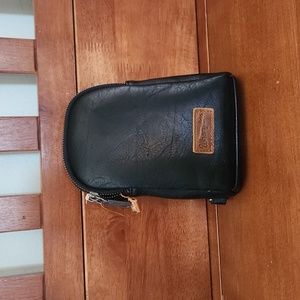 Black wrangler crossbody